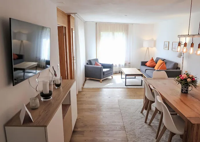 D 016 By Interhome 디센티스